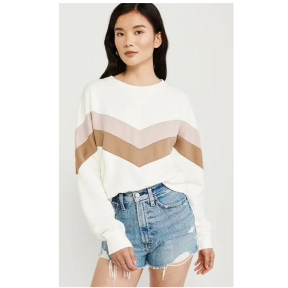 Abercrombie & Fitch Chevron Soft Fleece Crewneck Sweatshirt